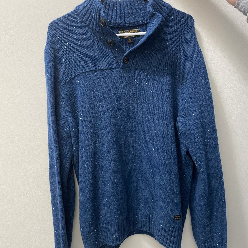 Lucky Brand sweater, sweatshirt, blue knitted sweater, size medium, never used